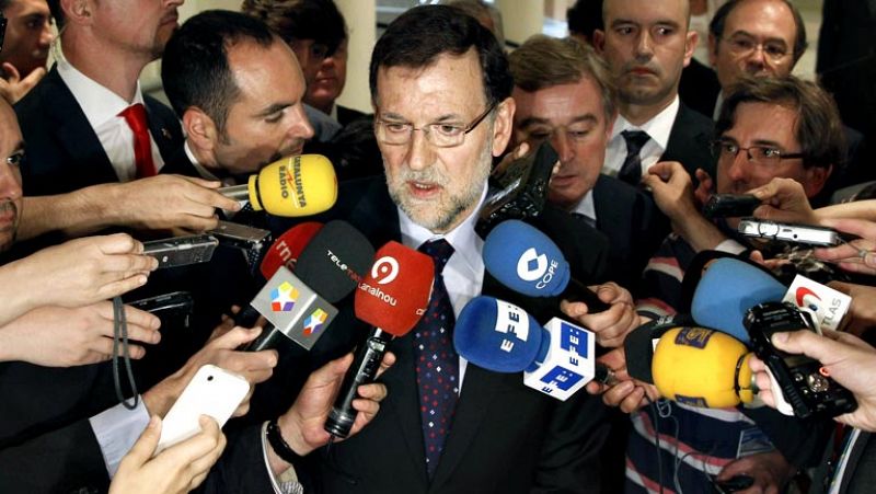 Rajoy: el "buen" dato del paro reafirma que la política es la "adecuada"