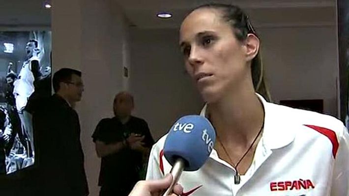 Telediario 1 - Homenaje a las pioneras del basket femenino español