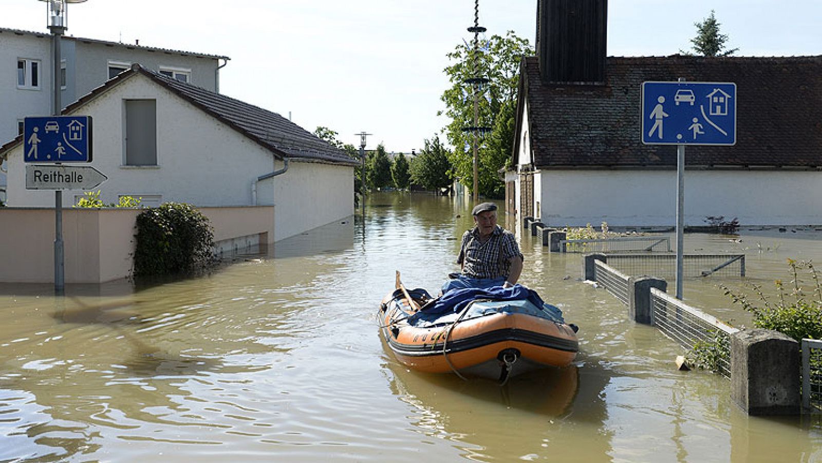 Ascienden a más de 50.000 los evacuados en Centroeuropa por las inundaciones - Informativo 24h | Ver