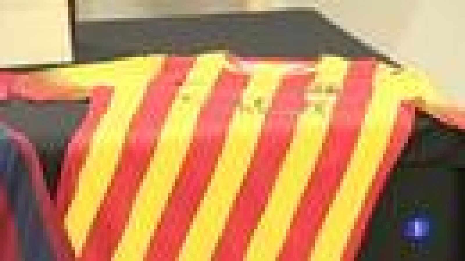 Telediario 1: Rosell presenta a Mas la nueva camiseta del Barça | RTVE Play