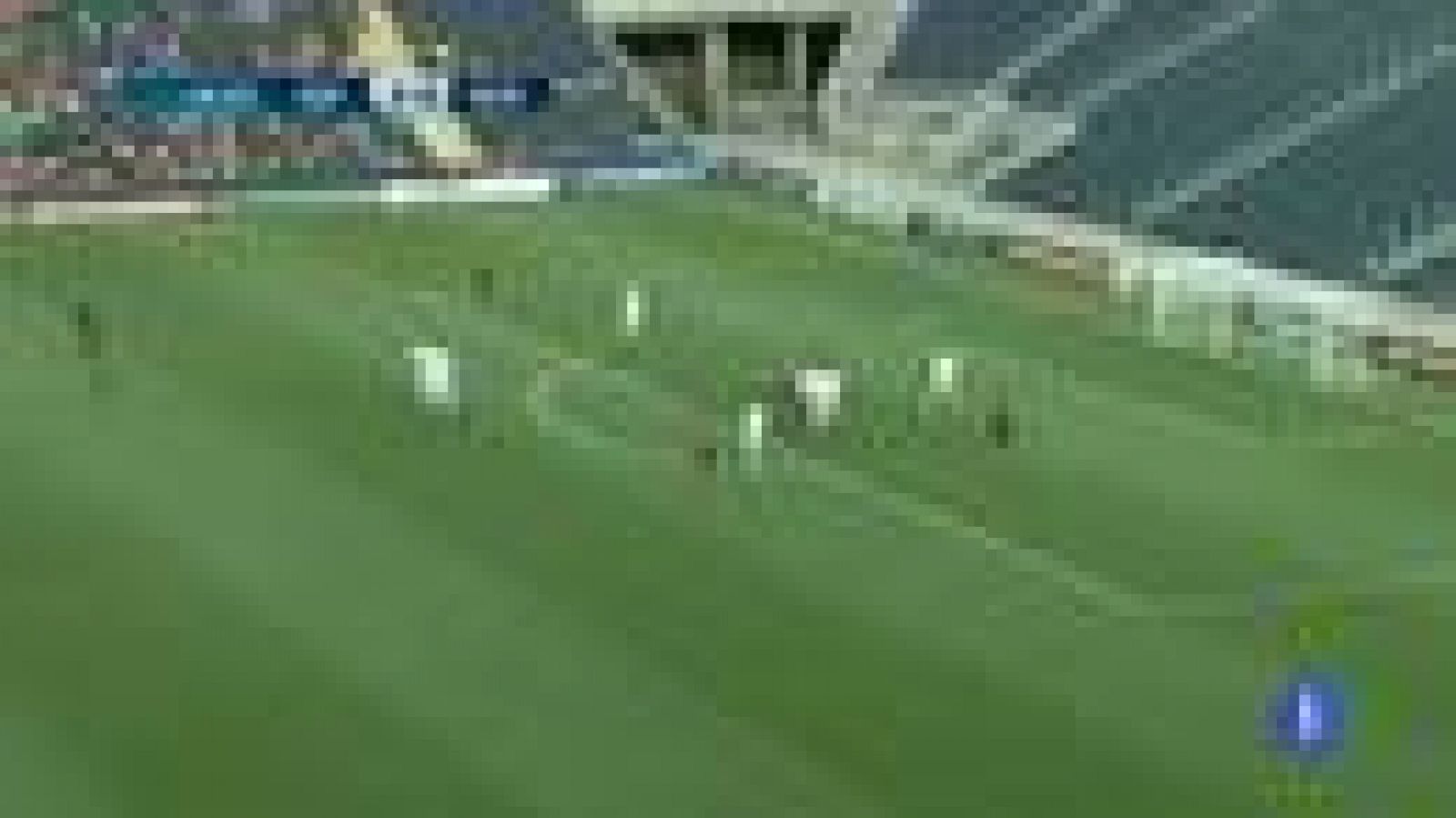 La selección española de fútbol sub'21 sufrió hoy para conseguir materializar sus claras oportunidades en su primer partido del Europeo de Israel ante una defensiva Rusia, pero acabó imponiéndose a ocho minutos del final con un magistral cabezazo del