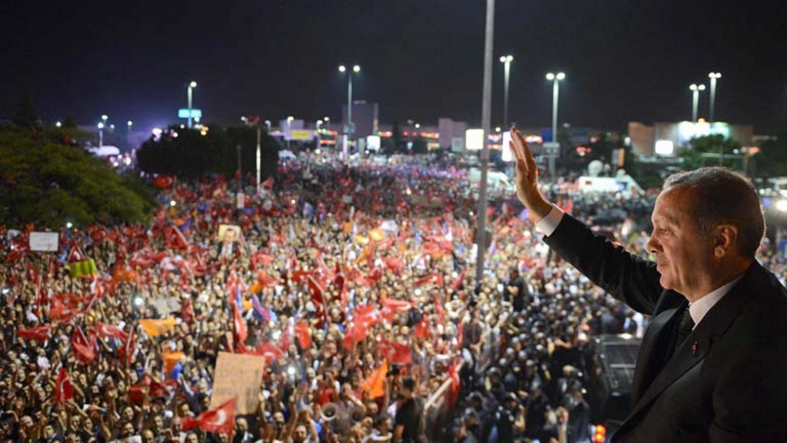 Erdogan no modifica su agenda política