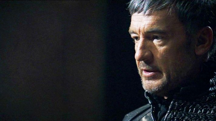 Águila Roja - "Soy lo más parecido a un padre"