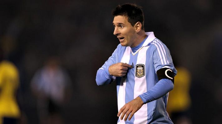 Telediario 1 - Messi vuelve a competir y Cristiano ve más cerca el Mundial