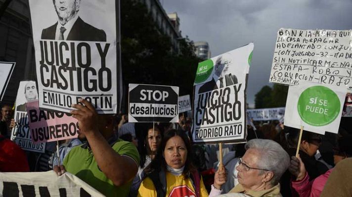 Telediario 1 - En contra de las hipotécas abusivas