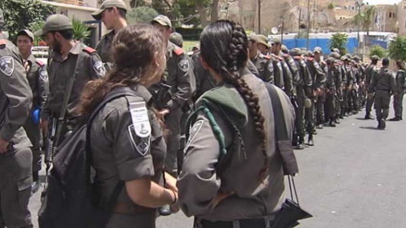 Mujeres israelíes critican el comportamiento de sus soldados