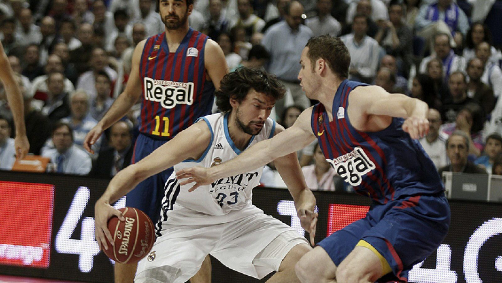 Baloncesto en RTVE: Real Madrid 76-72 FC Barcelona Regal | RTVE Play