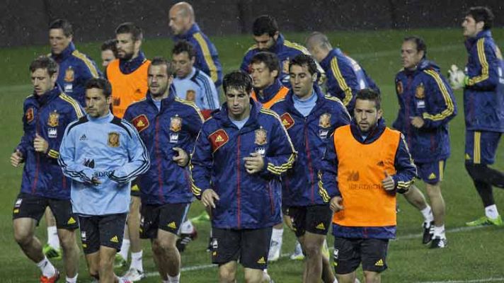 Telediario 1 - España se mide a Irlanda con la duda de la portería