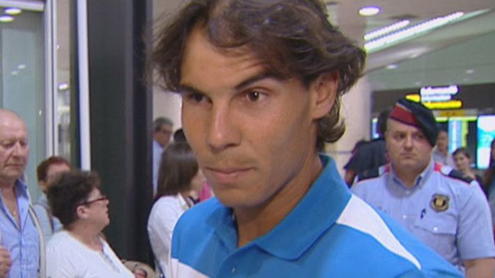 Telediario 1 - Nadal vuelve a España después de ganar su octavo Roland Garros