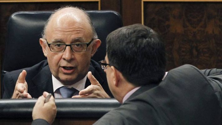  - Montoro avanza que "reducirá la fiscalidad a los que menos renta tienen"