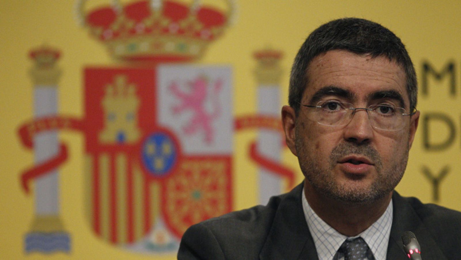 El secretario de Estado de Economía no cree que sea necesario prorrogar la ayuda a la banca | Ver