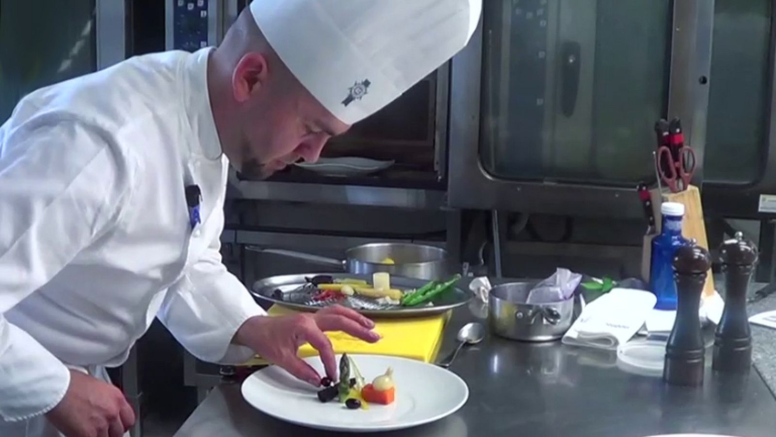 MasterChef - Clase de preparación de conejo en Le Cordon Bleu Madrid