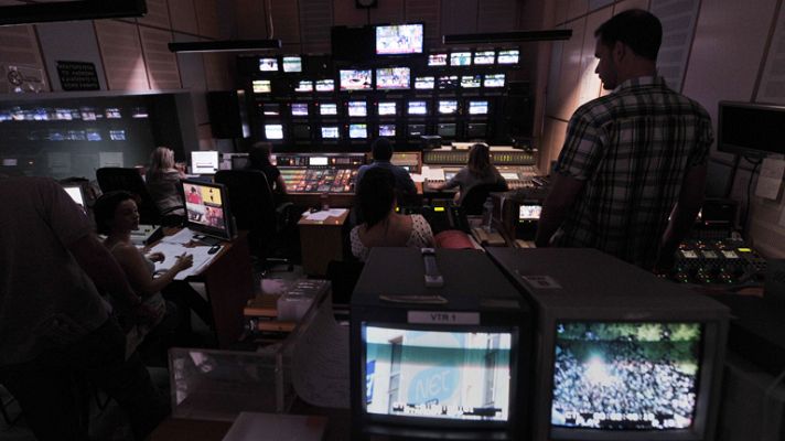 Telediario 1 - La ERT sigue emitiendo vía satélite con la ayuda de la Unión Europea de Radiodifusión (UER)