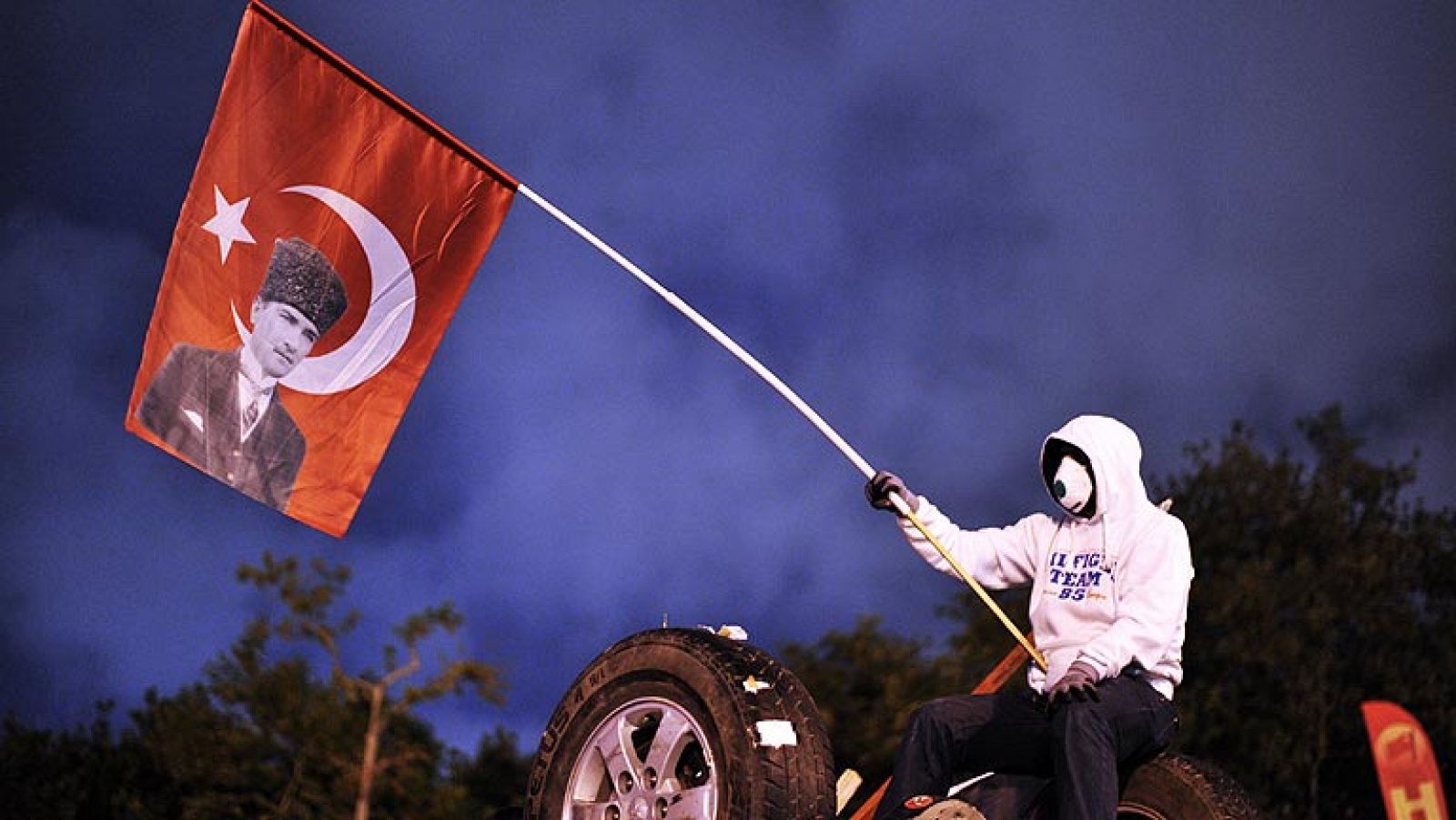 El gobierno turco afirma que no construirá en el parque Gezi hasta que decidan los tribunales 