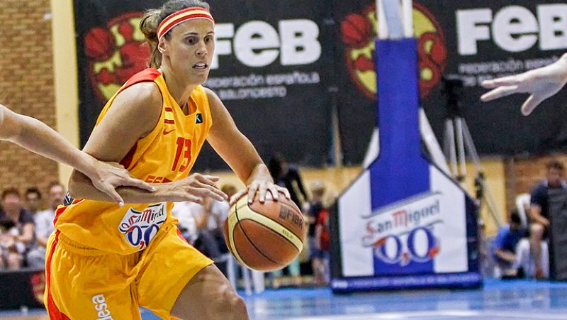España gana a Rusia en el Europeo de baloncesto femenino 