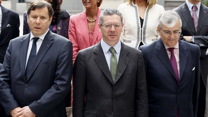 Telediario 1 - Torrres-dulce y el espionaje