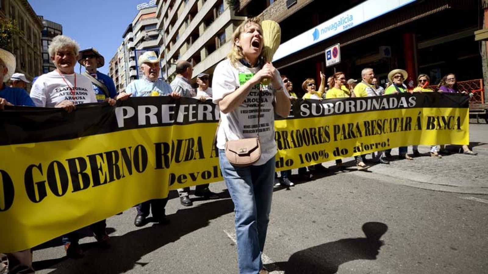 Novagalicia Banco canjea las preferentes por acciones de la entidad