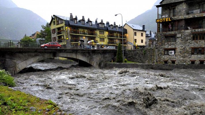 Las intensas lluvias y el deshielo provocan inundaciones en el Pirineo de Lleida y Huesca