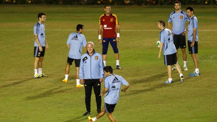 Telediario 1 - Los suplentes podrán tener minutos ante Tahití