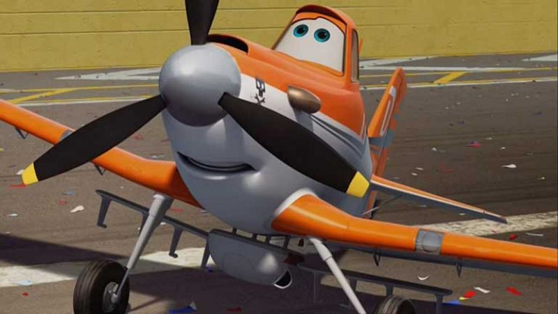 La Patrulla Águila del Ejército del Aire pone la voz a los "Aviones" de Disney