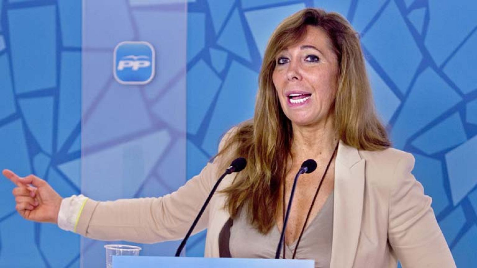 CIU pide la comparecencia de Alicia Sánchez Camacho por retirarar la demanda a Metodo 3