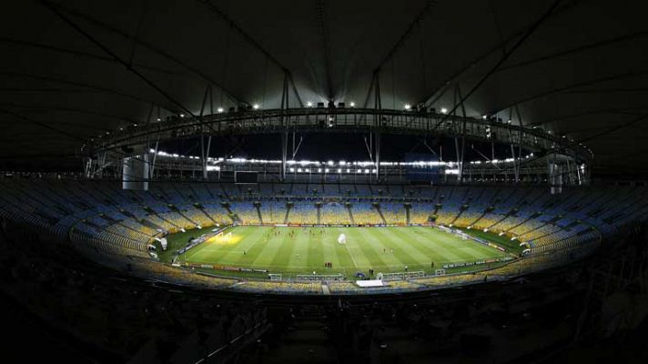 España juega en el mítico Maracaná