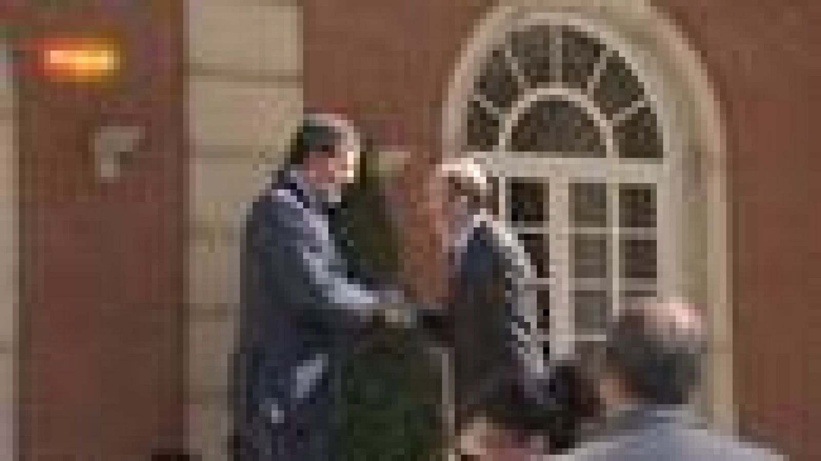 Rajoy y Rubalcaba se reúnen en La Moncloa para el pacto europeo