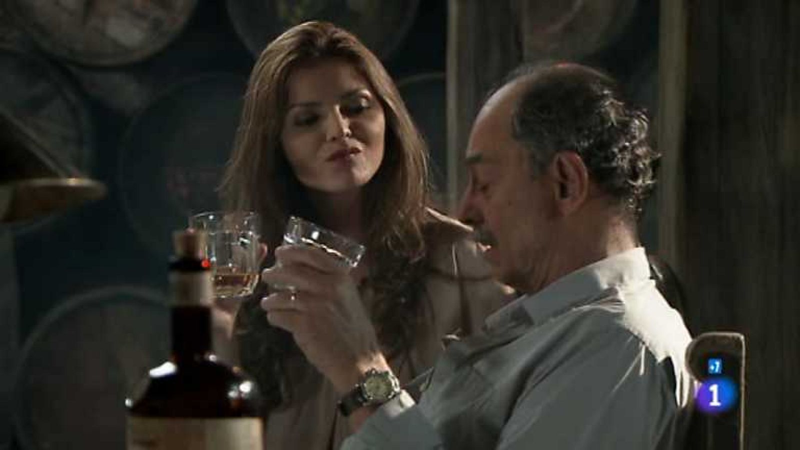 Las bandidas - Capítulo 11 - Alonso no puede evitar los amargos recuerdos de la noche de la masacre en la hacienda de Tulio - ver ahora