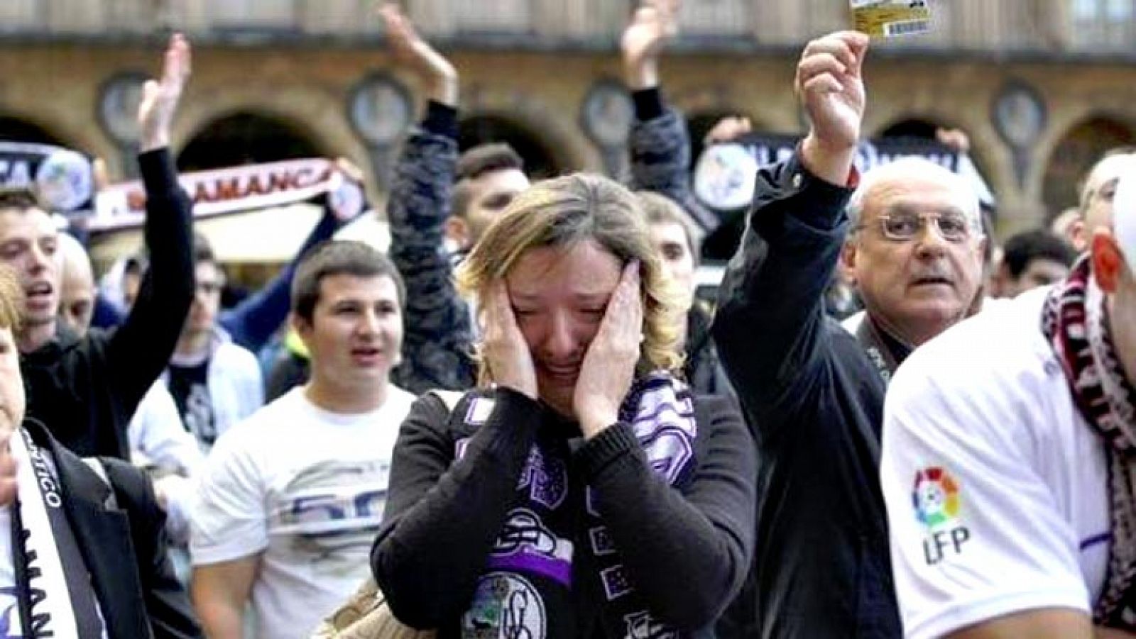 Telediario 1: Baja el precio de la ficha del Salamanca porque no hay compradores | RTVE Play