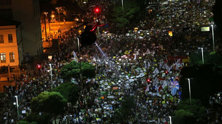 Cerca de un millón de brasileños toma las calles