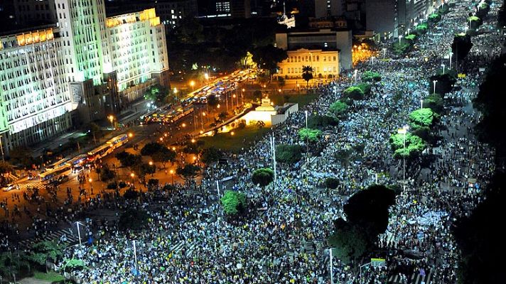 Un muerto en protestas de Brasil