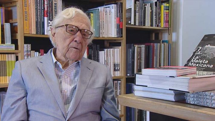 Telediario 1 - Libro de John Morris