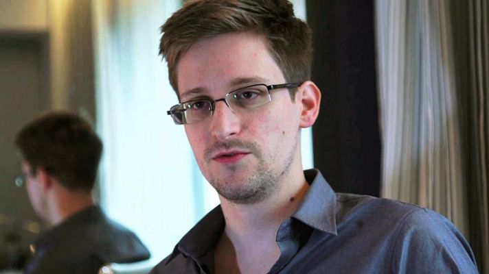 Estados Unidos acusa a Snowden de espionaje y pide a Honk Kong su extradición