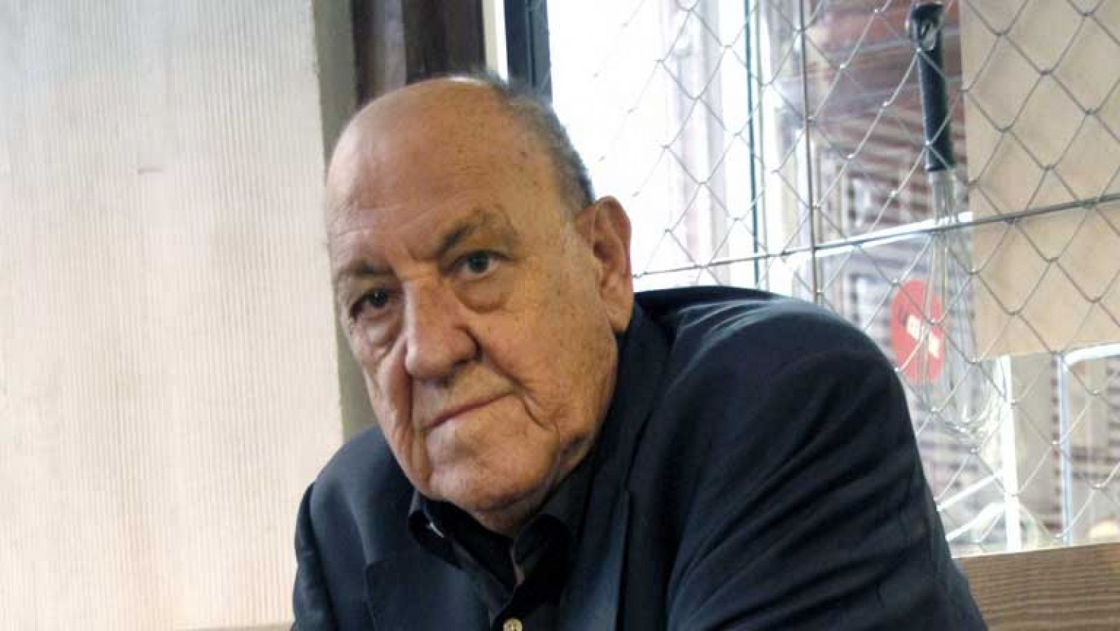 Telediario 1: Fallece Javier Tomeo | RTVE Play