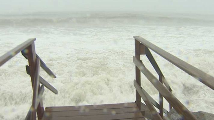 Viento fuerte en el Estrecho, Ampurdán y litoral de Galicia y Alborán