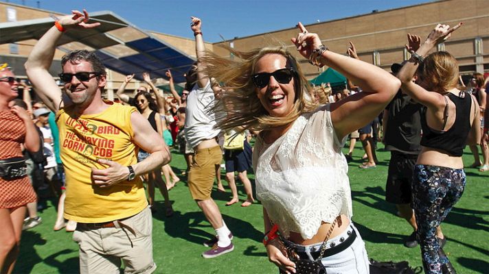 Atención obras - Un paseo por el Sónar 2013