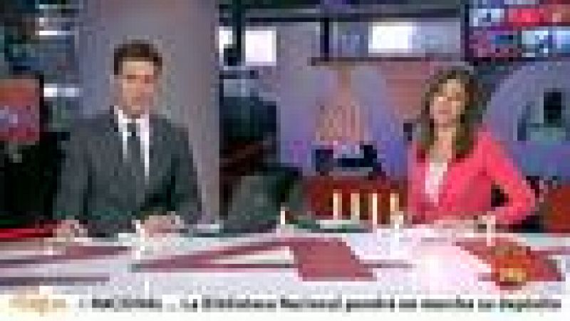 El PSOE presenta recurre al TC contra el decreto-ley sobre las preferentes - Informativo 24h | Ver
