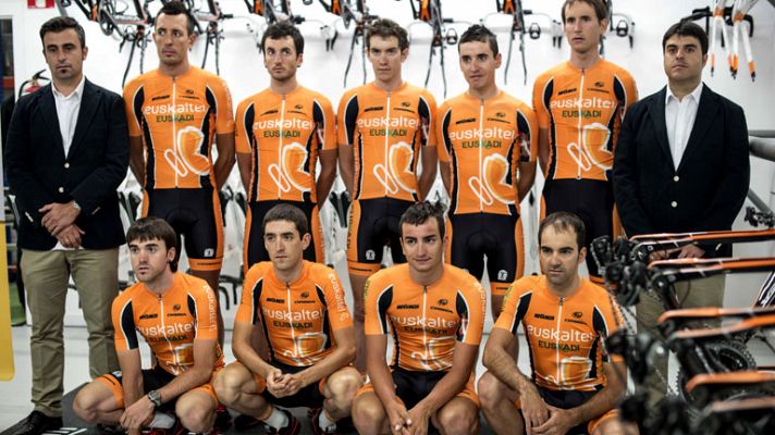 Telediario 1 - El Euskaltel y su líder Igor Antón intentarán pescar alguna etapa de montaña del Tour