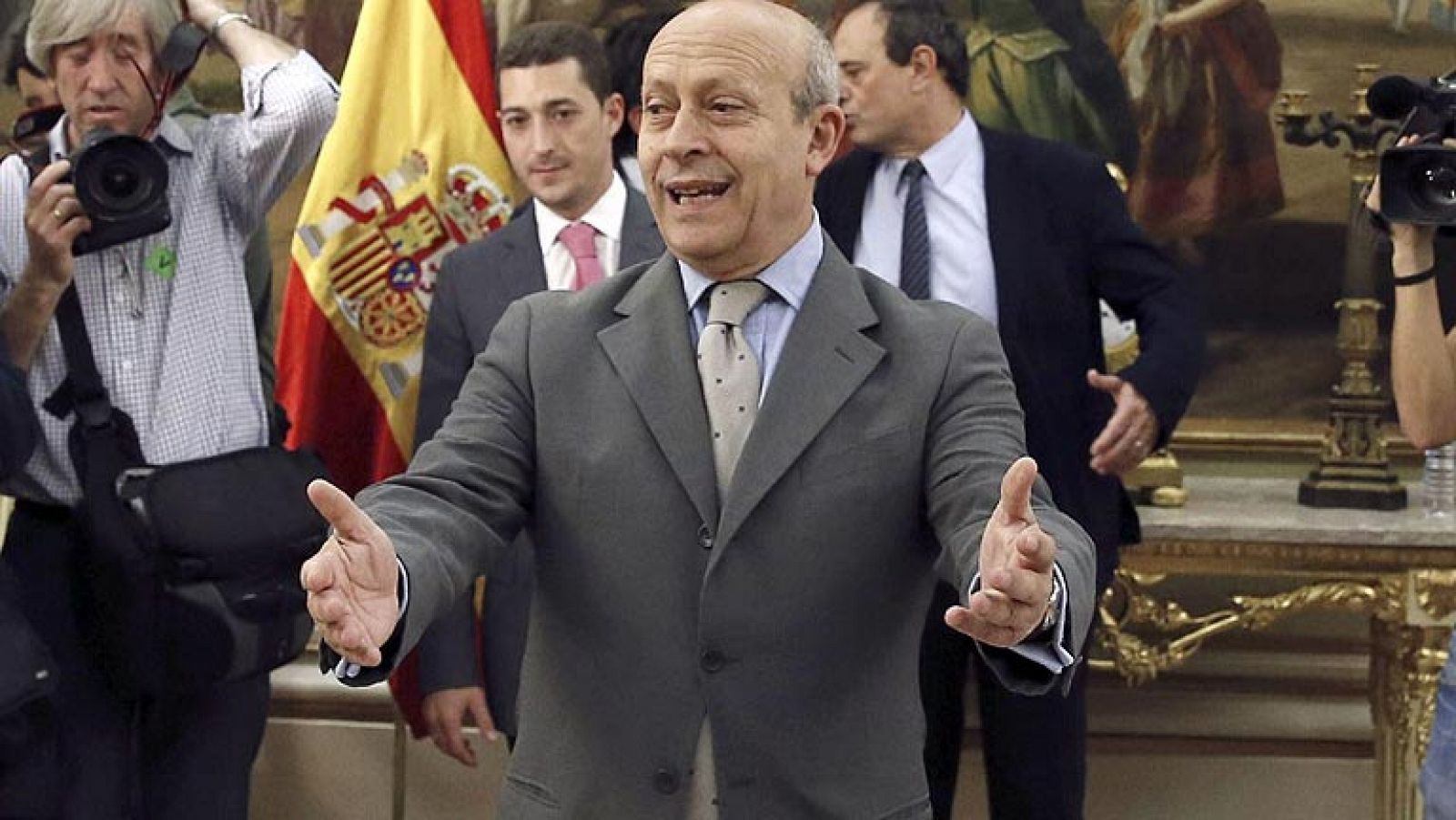 Wert reconsidera no subir a 6,5 la nota para acceder a una beca universitaria - Informativo 24h | Ver