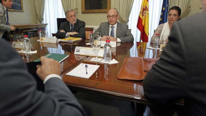 Telediario 1 - Cierre acuerdo Mº Hacienda