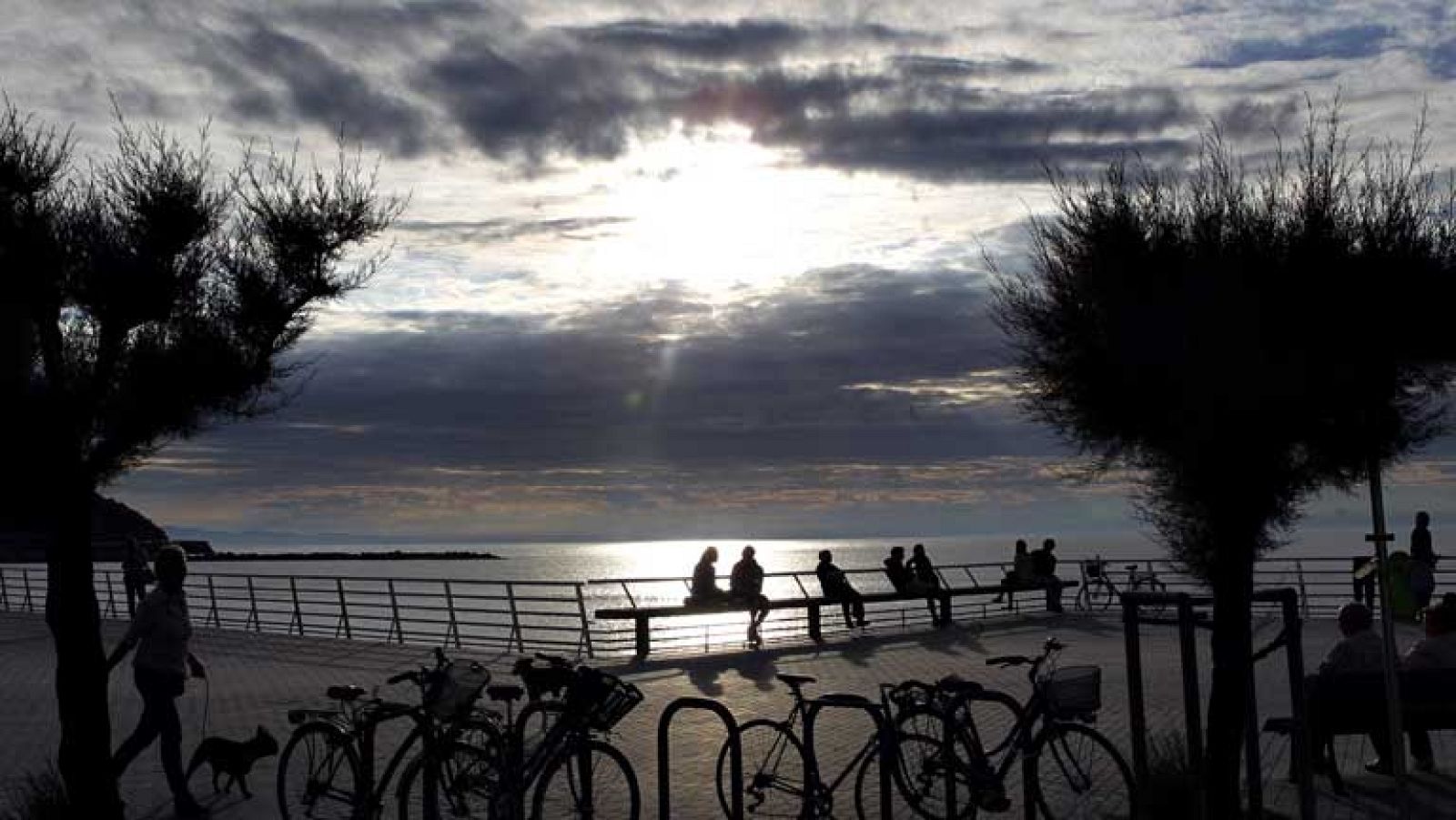 Intervalos nubosos en Cataluña, Canarias, Extremadura, Andalucía y suroeste de Castilla-La Mancha