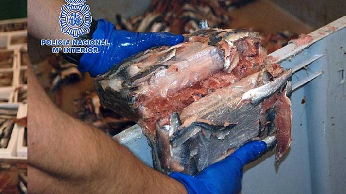 Telediario 1 - Hachís oculto en cajas de sardinas