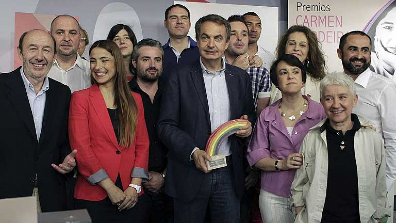 El PSOE premia a Zapatero por su defensa de los derechos civiles