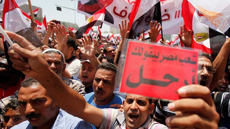 Se cumple un año con Morsi como presidente de Egipto y la oposición pide su dimisión