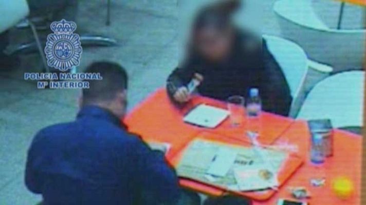 Telediario 1 - Detenciones por explotación sexual