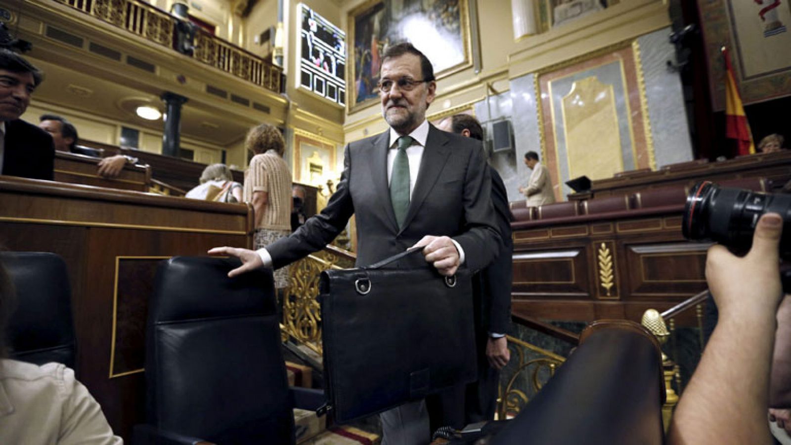 Informativo 24h: Rajoy:  lo que no se gaste de presupuesto europeo en 2014-2017 irá a la lucha contra el paro | RTVE Play