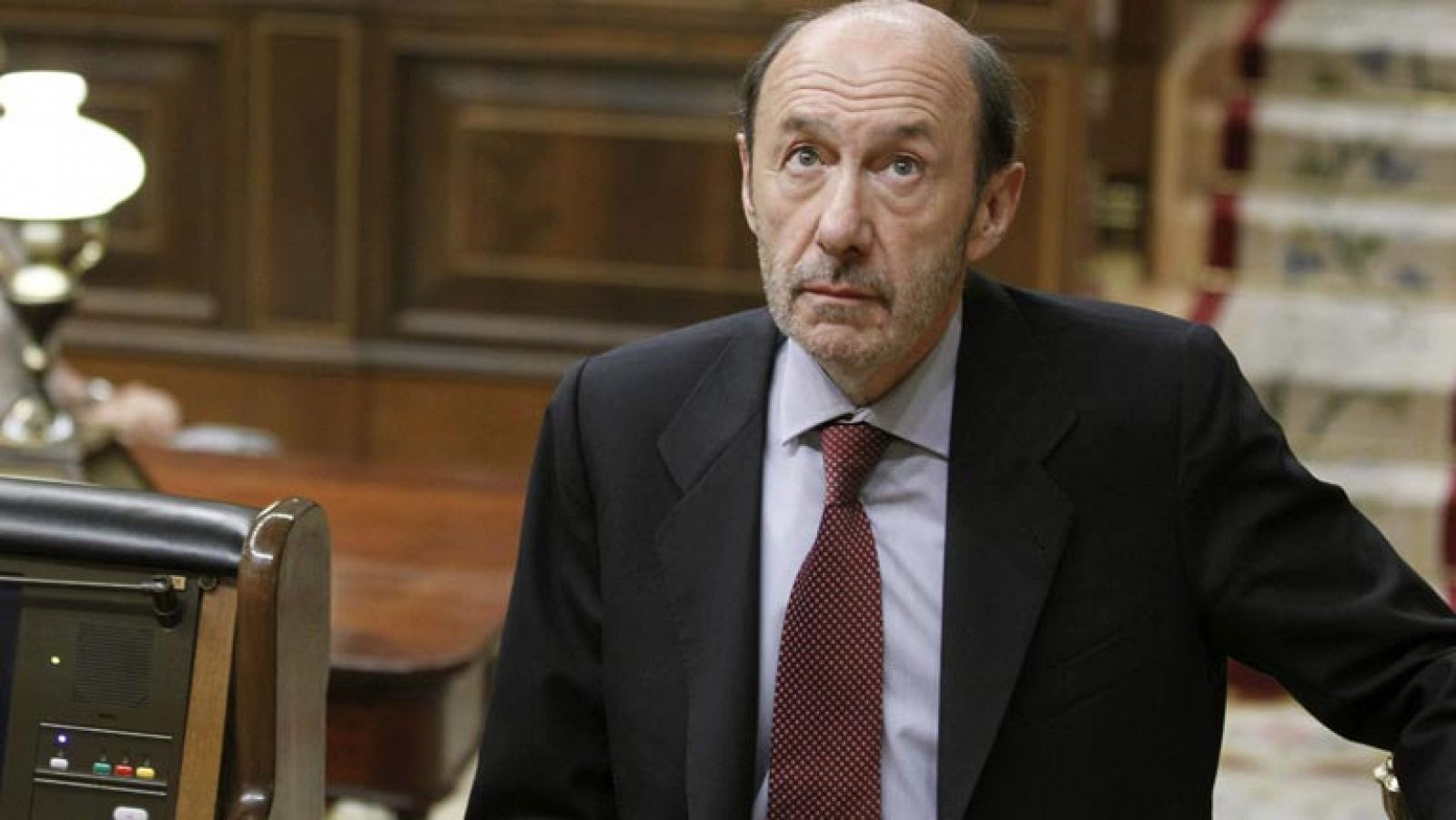 Rubalcaba crítica la política de becas "injusta"