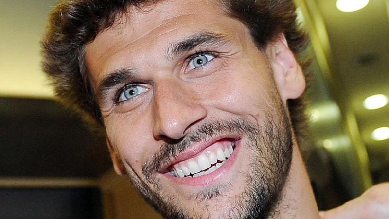 Como una gran estrella ha sido recibido en Turín Fernando Llorente, antes de ser presentado como nuevo jugar de la Juventus. Vean y escuchen cómo fue el recibimiento en el aeropuerto de la ciudad italiana.