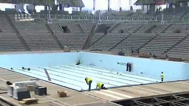 Las piscinas del Sant Jordi estarán vacías hasta el próximo martes, cuando se llenen del agua en la que nadarán las grandes estrellas mundiales de la natación. Los españoles ultiman su preparación para poder brillar en casa.