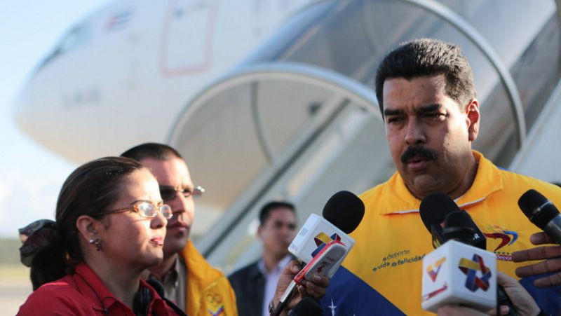  Maduro califica de "infame" el trato del Gobierno español al vuelo de Morales